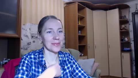 cute_lion_ online show from 03-20-26, 07:19