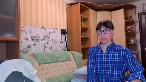 cute_lion_ online show from 03-29-26, 11:32