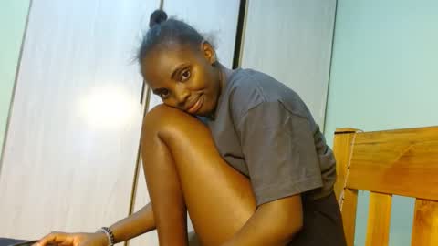 cute_lorna online show from 05-02-26, 03:00