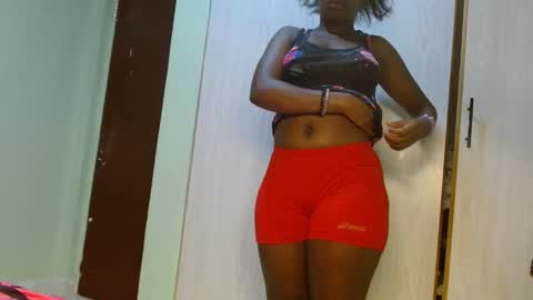 cute_lorna online show from 05-04-26, 09:33