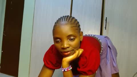cute_lorna online show from 05-05-26, 11:40