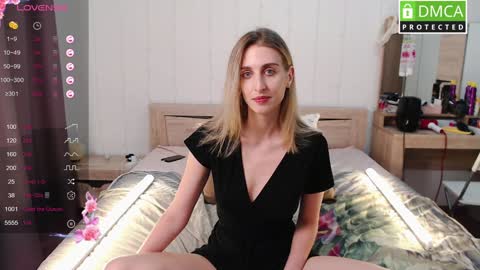 Milana online show from 12-15-24, 01:11