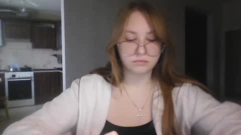Snapshot of cute_minx chatting on 02-03-25, 07:51 Veronica online show from 02-03-25, 07:51