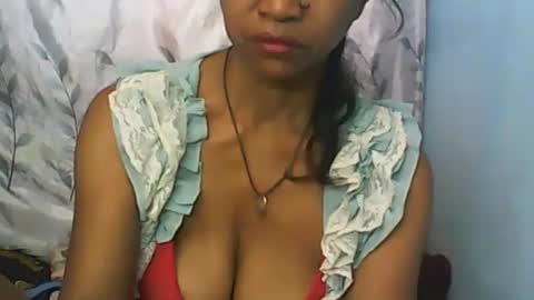 Snapshot of cute_moll chatting on 01-02-25, 07:55 murielle online show from 01-02-25, 07:55