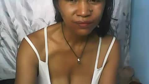 Snapshot of cute_moll chatting on 02-08-25, 12:39 murielle online show from 02-08-25, 12:39