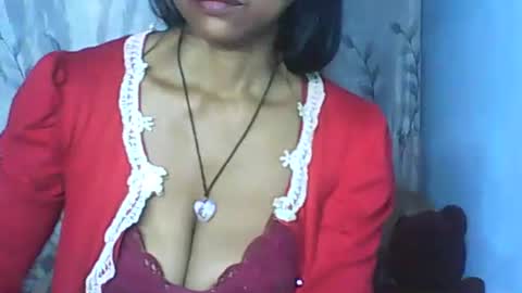 Snapshot of cute_moll chatting on 10-14-25, 07:31 murielle online show from 10-14-25, 07:31