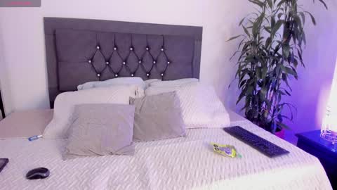 Snapshot of cute_molly18 chatting on 02-01-25, 12:29 Maria online show from 02-01-25, 12:29