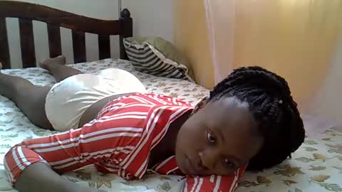 cute_savanna online show from 03-08-25, 09:17