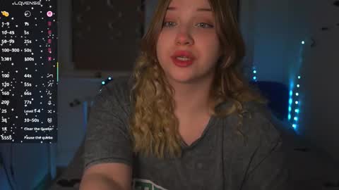 Snapshot of cute_sharloti chatting on 11-26-25, 04:41 Sasha online show from 11-26-25, 04:41