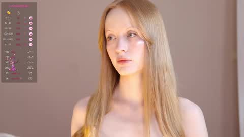  Hey im Kristina Thank you for your support  online show from 03-10-25, 06:38