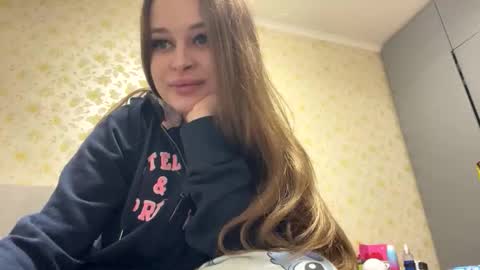 cute_shy00 online show from 11-10-25, 11:53
