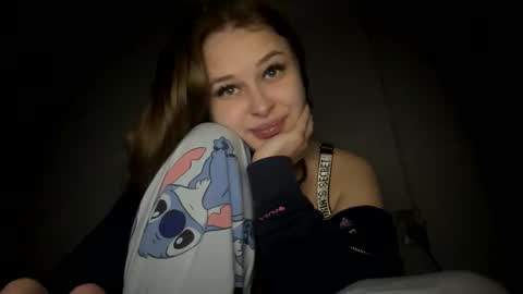 cute_shy00 online show from 11-10-25, 11:59