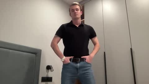 cute_skywalker online show from 10-07-25, 04:37