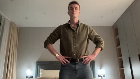 cute_skywalker online show from 11-01-25, 05:48