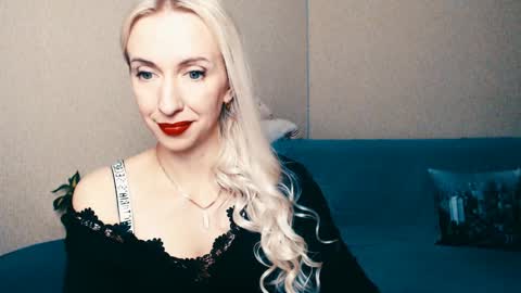 Snapshot of cute_smile_shy chatting on 01-11-25, 03:34 cute_smile_shy online show from 01-11-25, 03:34