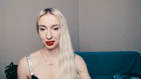 Snapshot of cute_smile_shy chatting on 01-30-25, 11:34 cute_smile_shy online show from 01-30-25, 11:34