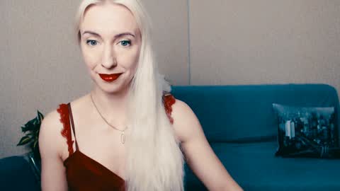 Snapshot of cute_smile_shy chatting on 02-06-25, 07:07 cute_smile_shy online show from 02-06-25, 07:07