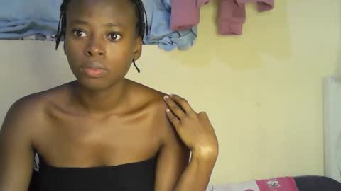 Snapshot of cute_sonny chatting on 10-13-25, 06:08 cute_sonny online show from 10-13-25, 06:08