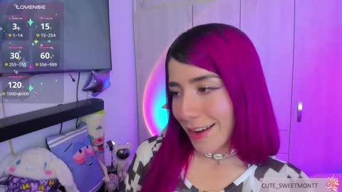 Snapshot of cute_sweetmontt chatting on 12-17-24, 11:16 katalinda montt online show from 12-17-24, 11:16