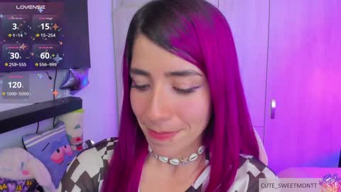 Snapshot of cute_sweetmontt chatting on 12-18-24, 02:21 katalinda montt online show from 12-18-24, 02:21