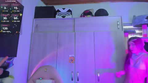 Snapshot of cute_sweetmontt chatting on 09-16-25, 06:42 katalinda montt online show from 09-16-25, 06:42