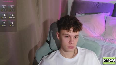 Thomas -  online show from 12-14-25, 03:39