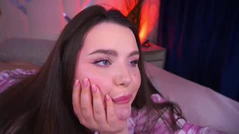 Amber online show from 03-11-25, 05:27