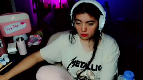 Snapshot of cuteambervi chatting on 12-02-24, 11:18 Princess Amber online show from 12-02-24, 11:18