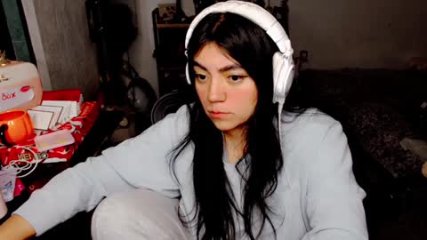 Snapshot of cuteambervi chatting on 01-14-25, 11:16 Princess Amber online show from 01-14-25, 11:16