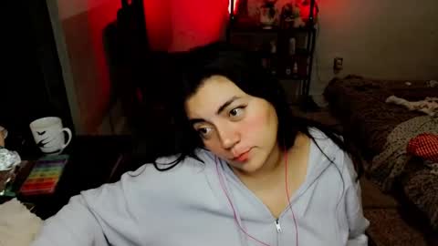Snapshot of cuteambervi chatting on 10-16-25, 12:22 Princess Amber online show from 10-16-25, 12:22