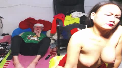 Snapshot of cuteandsexyone chatting on 12-30-24, 05:34 CuteAndSexyOne  Na and Brian online show from 12-30-24, 05:34
