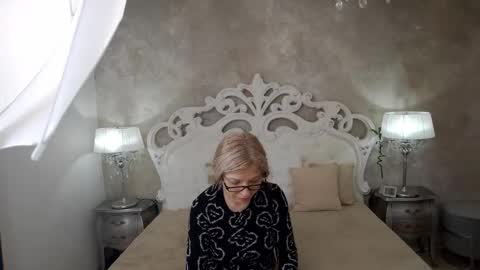 cuteangelina18 online show from 02-19-26, 12:01