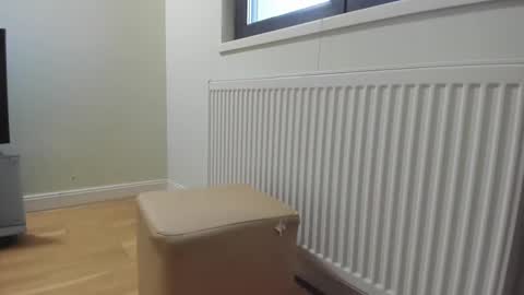 Snapshot of cuteangelx chatting on 01-05-25, 06:56 Anne-Marie  online show from 01-05-25, 06:56