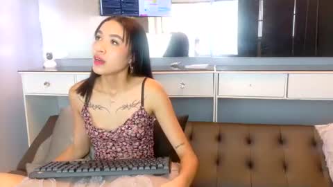  Tip us  ask our names online show from 07-24-26, 05:11