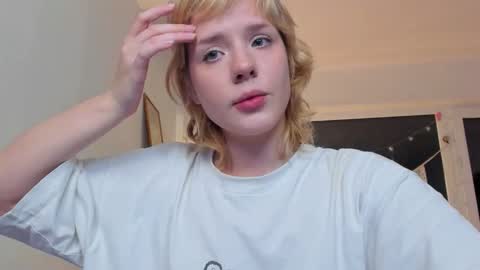 Amy online show from 10-29-25, 02:52