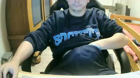 Cuteboy090 online show from 09-22-25, 01:35