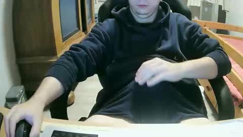 Cuteboy090 online show from 10-03-25, 11:46