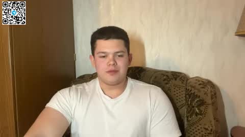 Snapshot of cutebutnaughty_ chatting on 03-06-26, 09:33 Alex online show from 03-06-26, 09:33