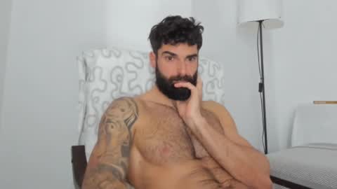 cuteeboy online show from 02-22-25, 08:07