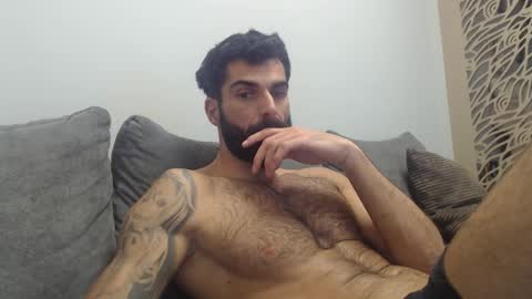 cuteeboy online show from 11-15-25, 08:38