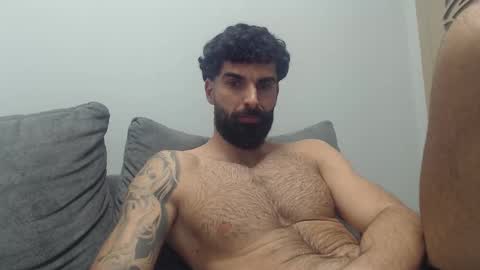 cuteeboy online show from 02-05-26, 08:35