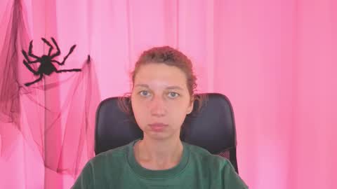 Elli online show from 10-30-25, 11:00