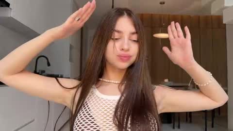 Elsa online show from 02-09-25, 05:19