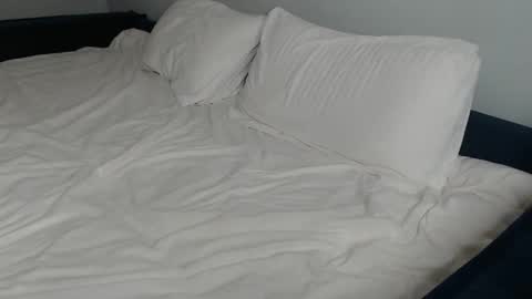 Anna online show from 12-28-24, 01:59