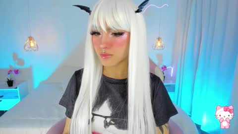 Snapshot of cuteezoe chatting on 10-20-25, 04:24 Zoe online show from 10-20-25, 04:24