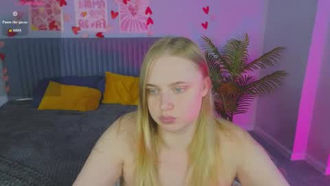 Amyy online show from 06-08-26, 01:20