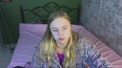 Amyy online show from 07-27-26, 01:12