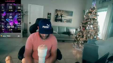 Snapshot of cutefloridaguy25 chatting on 12-21-24, 08:32 onlyfansSexualAriesFL online show from 12-21-24, 08:32