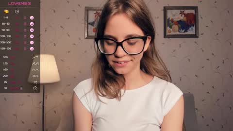 Snapshot of cutefluffy chatting on 09-20-25, 07:59 Melisa online show from 09-20-25, 07:59