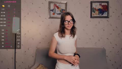 Snapshot of cutefluffy chatting on 09-27-25, 07:41 Melisa online show from 09-27-25, 07:41